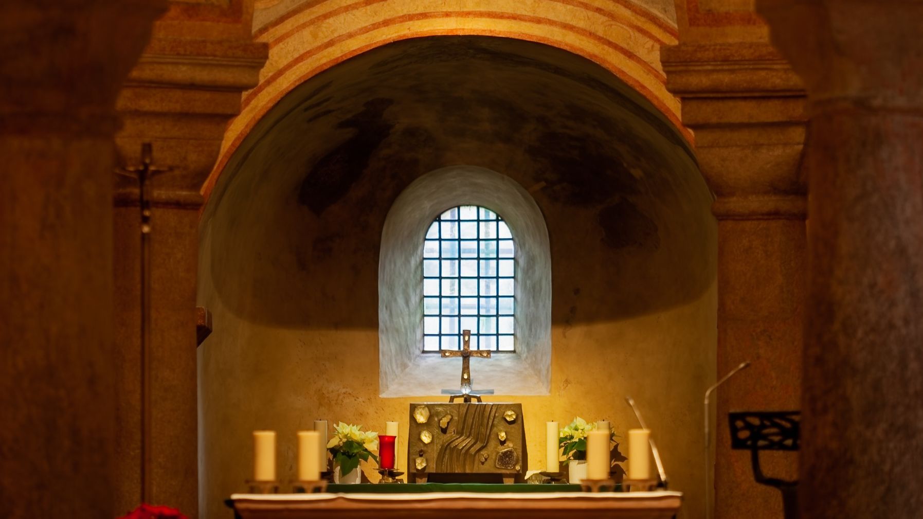 Schräge Säule:  Stärke in der Schwäche